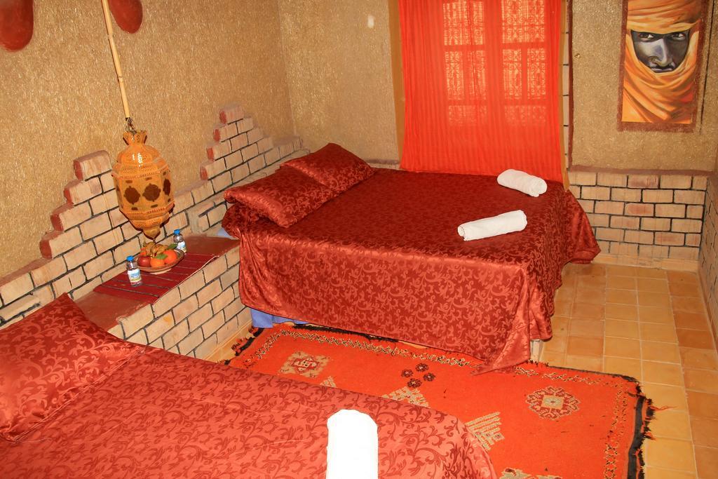 La Gazelle Bleue Hotell Merzouga Rum bild